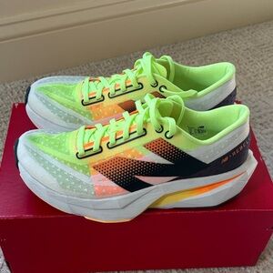 New Balance Rebel v4